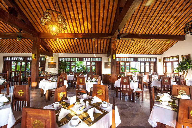 Field Restaurant
