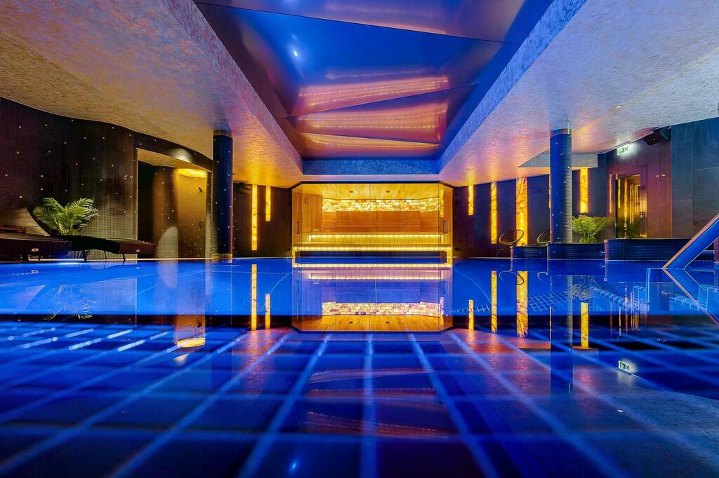 Innenpool 