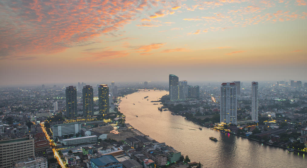 Chao Phraya bei Sonnenuntergang