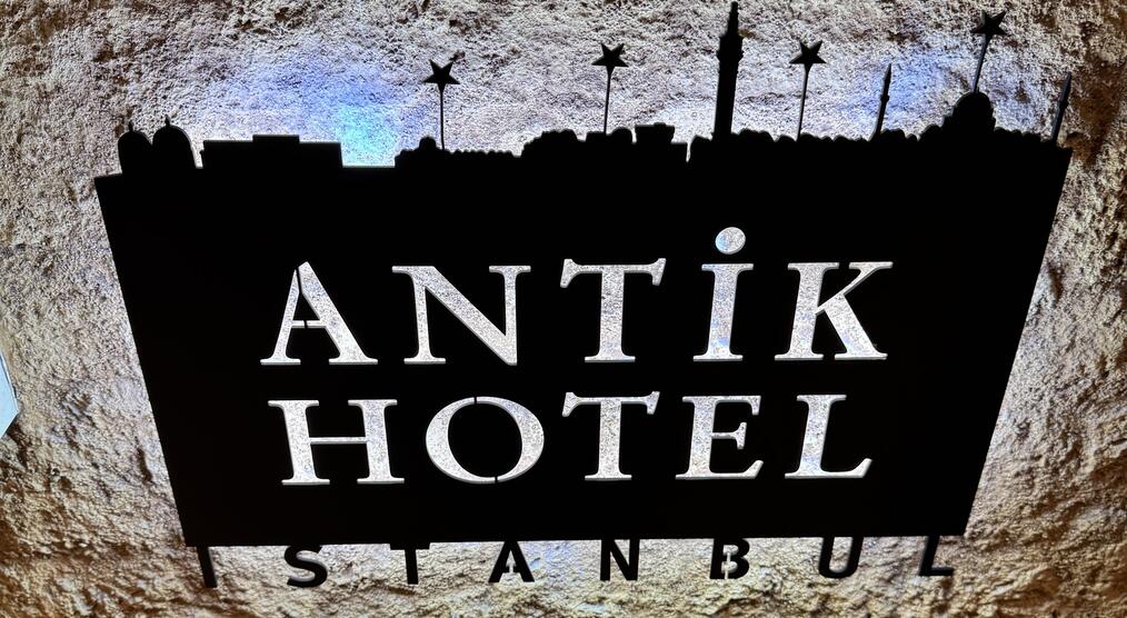 Antik Hotel Schild 