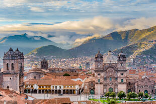 Sonnenaufgang über Cuzco