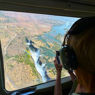 Helikopterflug über die Wasserfälle