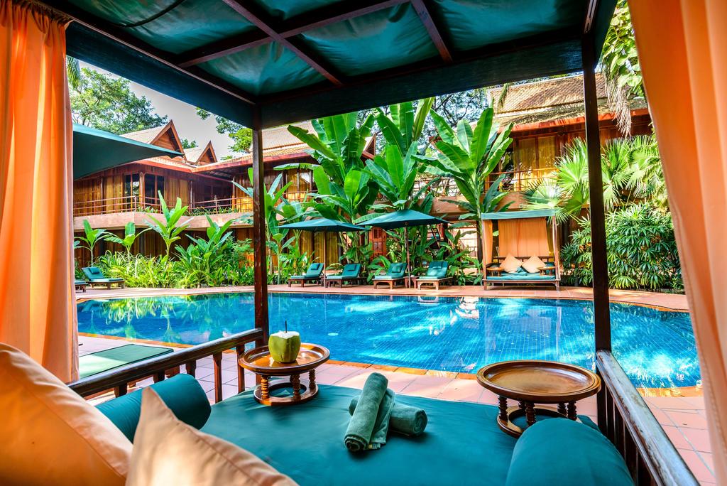 Hotelpool Angkor Village