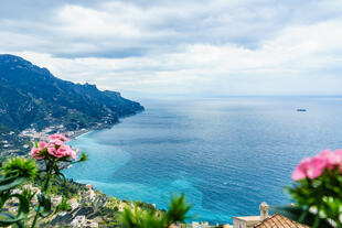 Blick auf die Küste von Capri Villa Rufolo