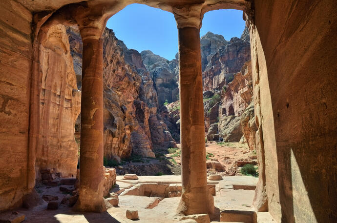 Petra Garden Hall