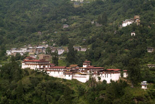 Blick auf Trongsa Dzong