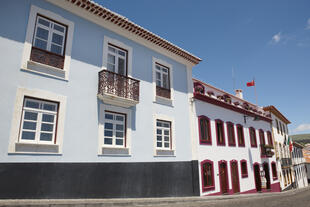 Häuserfassade auf Terceira