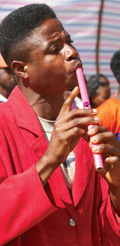 Musiker in der Straße von Ambositra