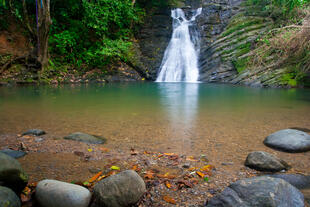 Wasserfall in der Nähe von Dominical