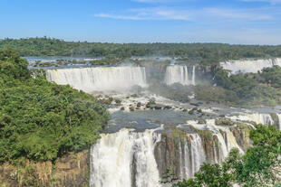Iguazu Wasserfälle von der brasilianischen Seite 