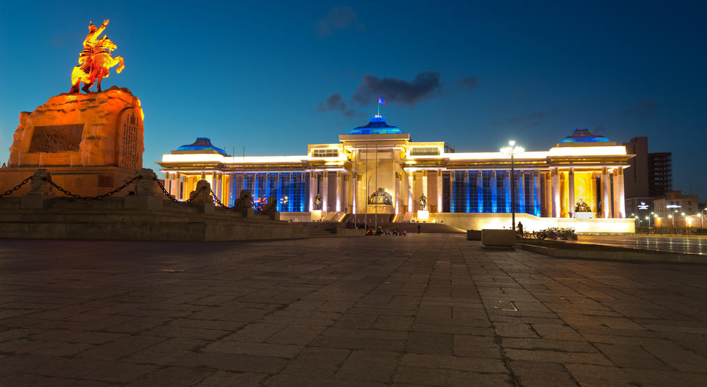 Sukhbaatar Platz bei Nacht
