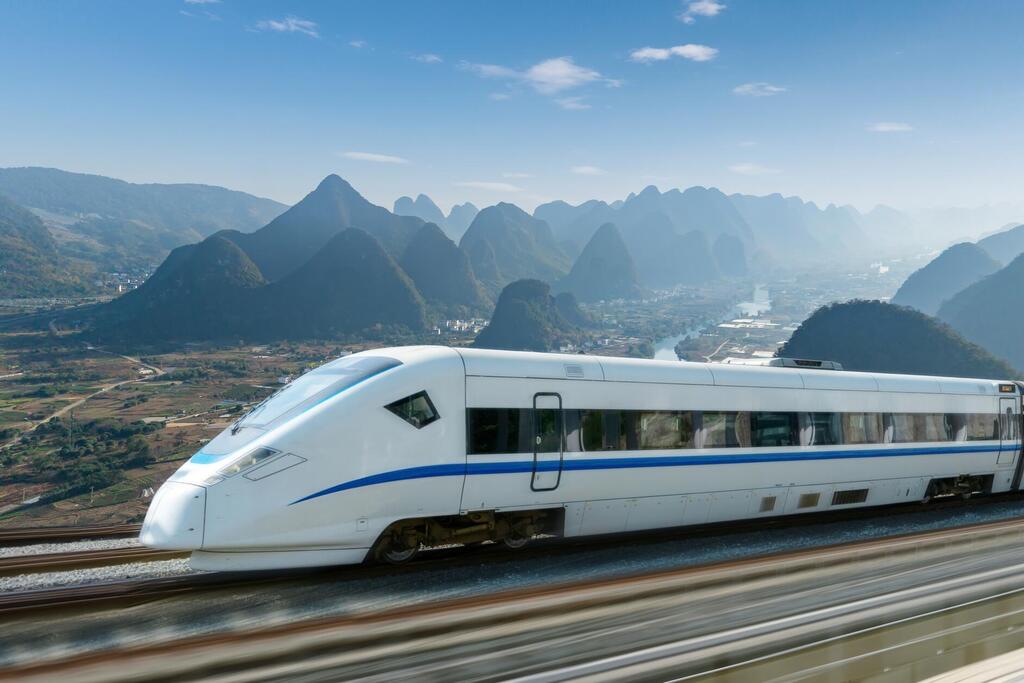 Fahrt nach Guilin mit dem Schnellzug