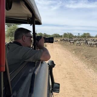SKR-Gast bei einer Safari in Tansania