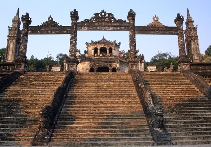 Grabstätten des Kaisers Khai Dinh in Hue
