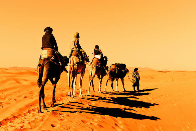 Kamelritt im Dünengebiet des Erg Chebbi
