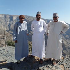 Omanis