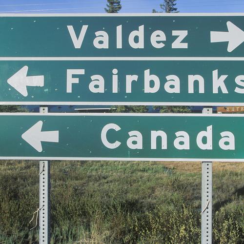 Schild nach Valdez, Fairbanks, Canada