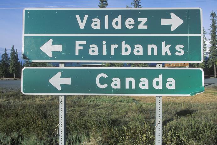 Schild nach Valdez, Fairbanks, Canada