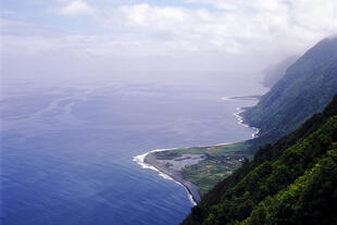 Faja de Santo Cristo auf der Insel Sao Jorge 