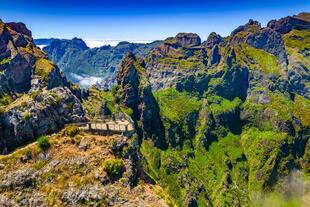 Pico do Arieiro aus der Vogelperspektive