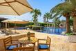 Pool und Terrasse