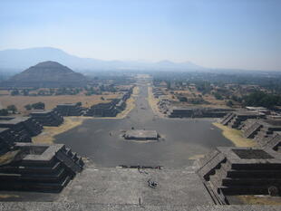 Teotihuacan, Straße der Toten