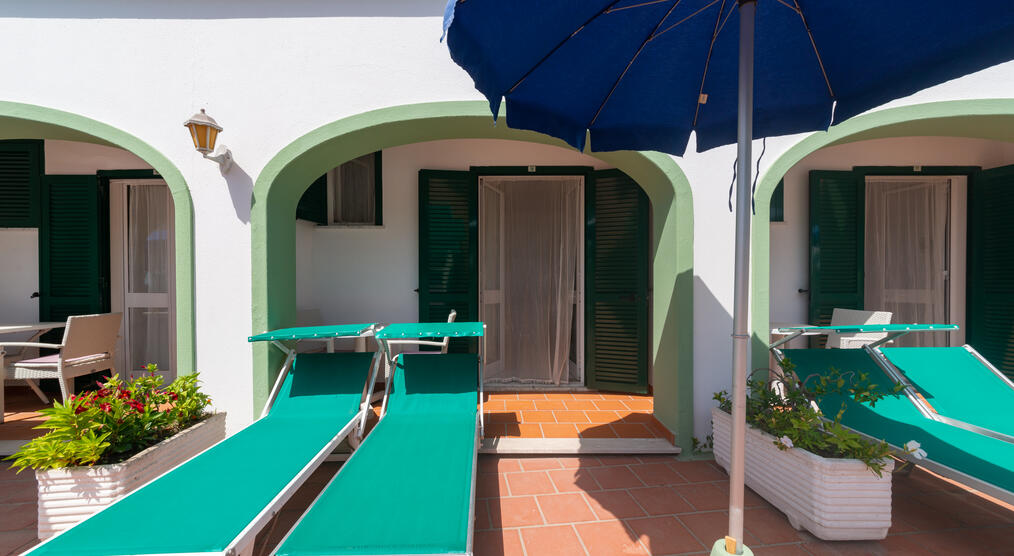 Poolliegen