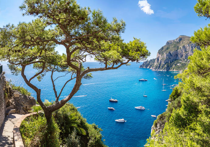 Blick von Capri aufs Meer