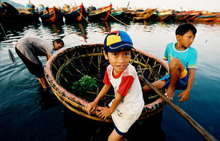 Kinder am Mekong Delta 