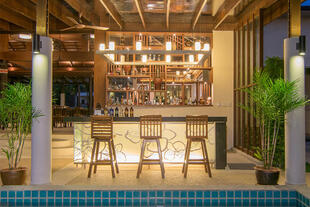 Poolbar