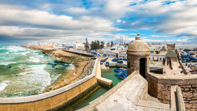 die Hafenstadt Essaouira in Marokko von oben