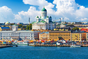Helsinki mit Hafen und Dom