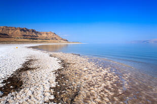 Küstenabschnitt am Toten Meer