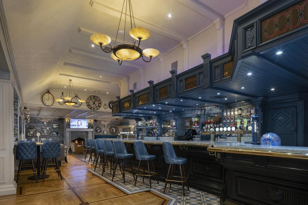 Bar