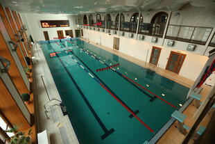 Schwimmbad