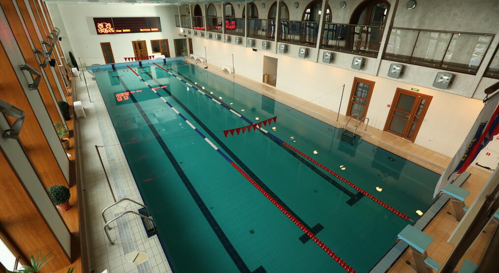 Schwimmbad