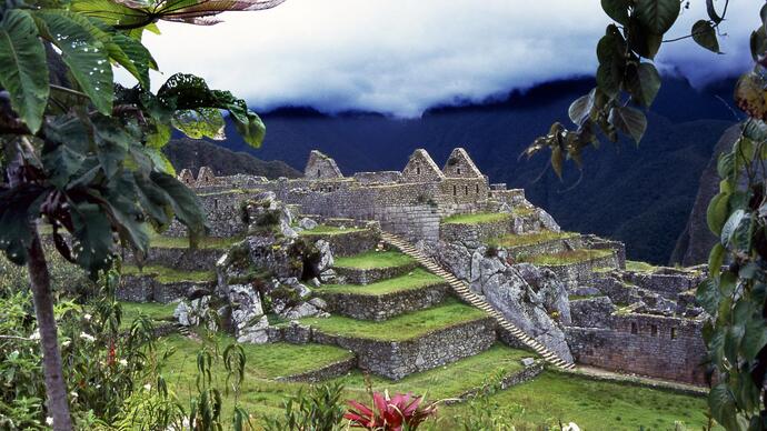Blick auf die Machu Picchu Ruinen in Peru
