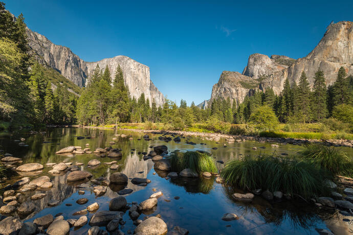 Blick auf den Yosemite-Nationalpark auf einer USA Reise