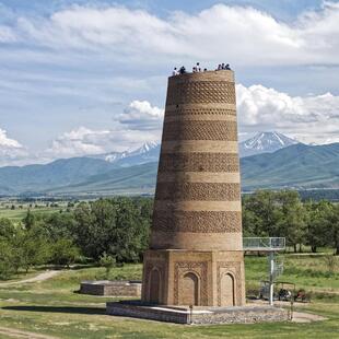 Historischer Burana-Turm bei Tokmok