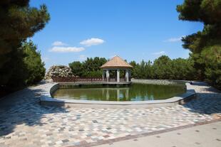 Park, Gyanja Nizami Mausoleum