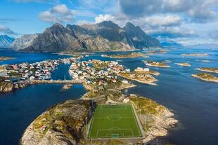 Henningsvær 