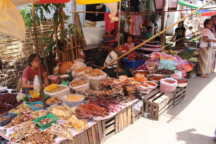 Shan Strassenmarkt 