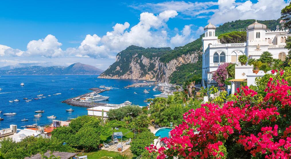 Landschaft mit Marina Grande auf Capri Island