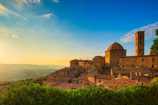 Volterra im Sonnenuntergang