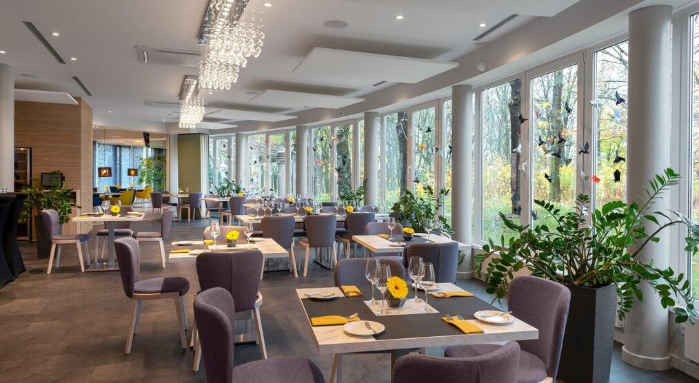 Restaurant 2