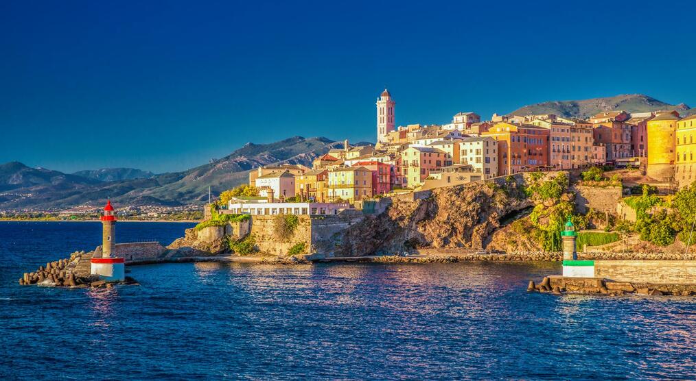 Blick auf Bastia bei Korsika Gruppenreisen