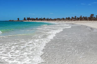 Strand auf der Insel Djerba