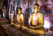 Statuen im Dambulla Höhlentempel