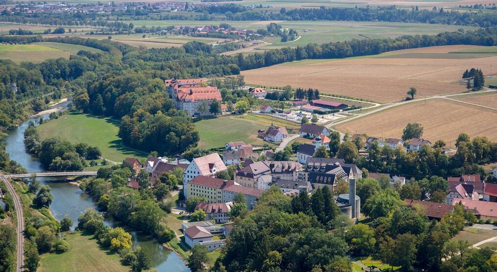 Luftbild Bildungsforum Kloster Untermarchtal