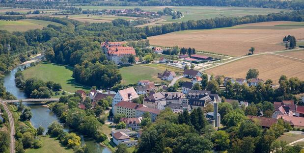 Luftbild Bildungsforum Kloster Untermarchtal